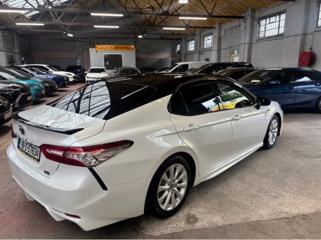 2019 Toyota Camry - photo 4