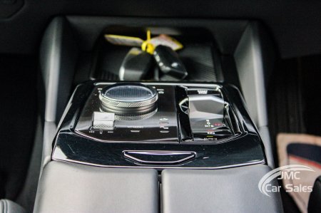 2025 BMW 5-Series - photo 41