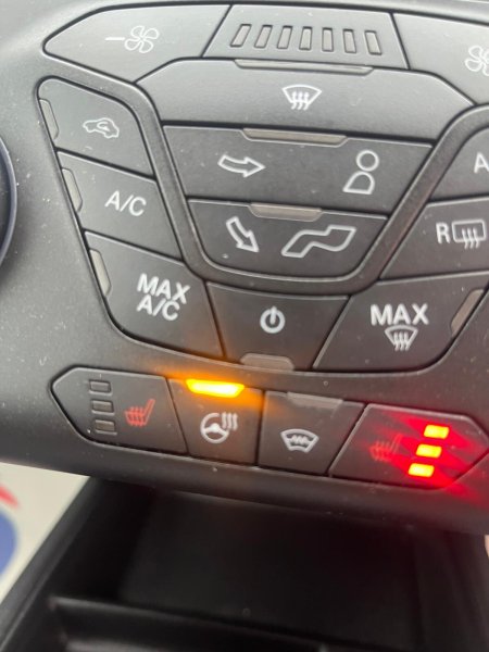 2019 Ford Mondeo - photo 14