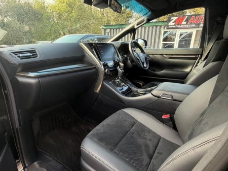 2023 Toyota Alphard - photo 17