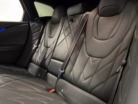 2023 BMW XM - photo 21