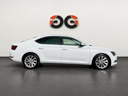 2017 Skoda Superb - photo 6