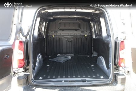 2024 Toyota Proace City - photo 10