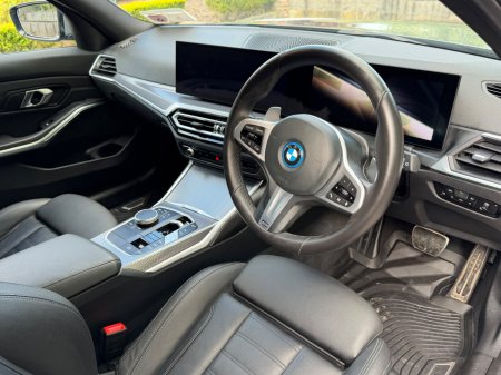 2024 BMW 3-Series - photo 11