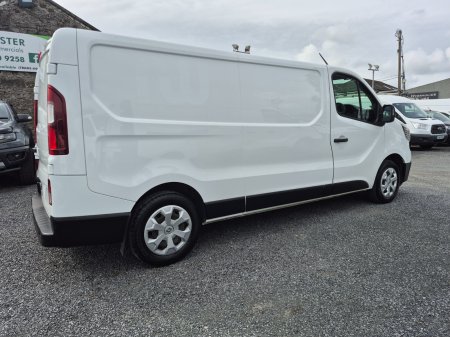 2022 Renault Trafic - photo 3