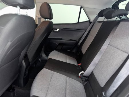 2026 Kia Stonic - photo 3