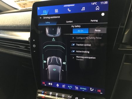 2026 Renault Megane E-Tech - photo 18