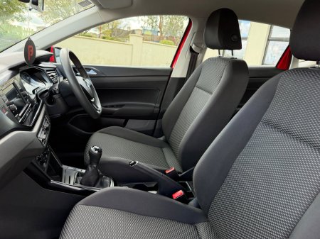 2021 Volkswagen Polo - photo 17