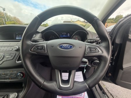 2015 Ford Focus - photo 17