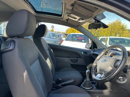 2008 Ford Fiesta - photo 13