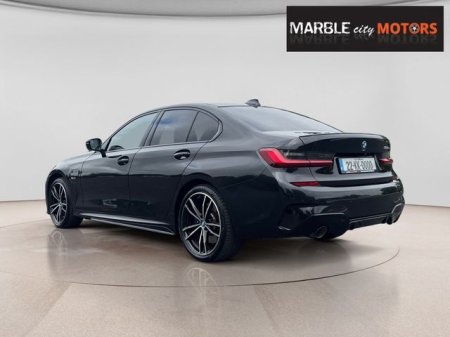 2022 BMW 3-Series - photo 11