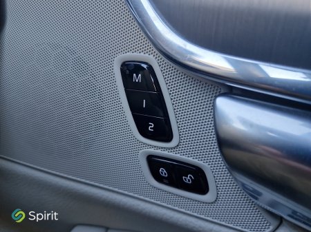 2018 Volvo S90 - photo 15
