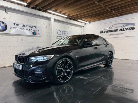 2022 BMW 3-Series - photo 5