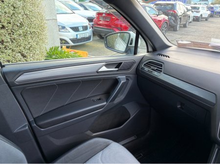 2019 Volkswagen Tiguan - photo 16