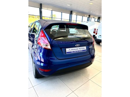 2017 Ford Fiesta - photo 4