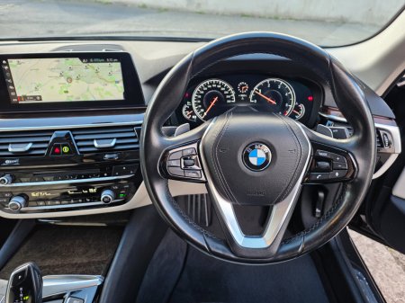 2018 BMW 5-Series - photo 14