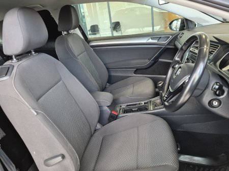 2019 Volkswagen Golf - photo 6