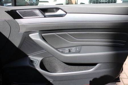 2023 Volkswagen Passat - photo 10