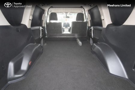 2022 Toyota Land Cruiser - photo 9
