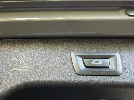 2021 BMW 5-Series - photo 19