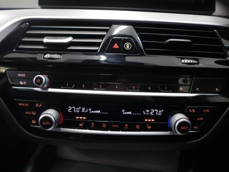 2019 BMW 5-Series - photo 22