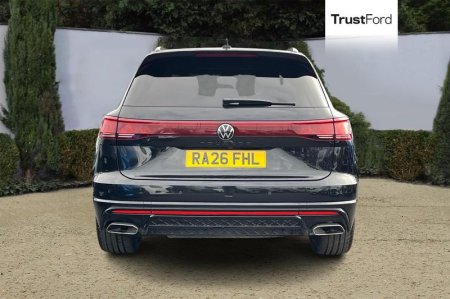 2026 Volkswagen Touareg - photo 7