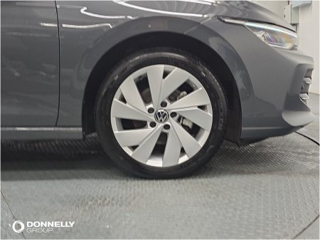 2025 Volkswagen Golf - photo 5