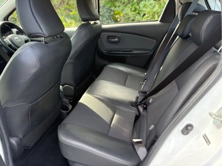 2017 Toyota Yaris - photo 6
