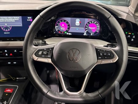 2023 Volkswagen Golf - photo 17
