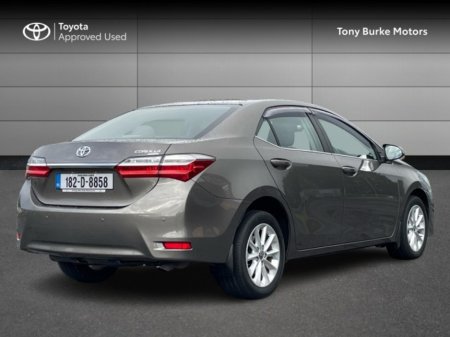 2018 Toyota Corolla - photo 2