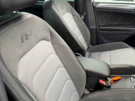2020 Volkswagen Tiguan - photo 27