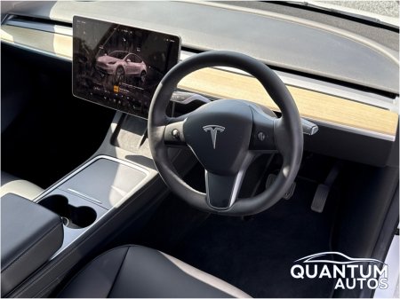 2023 Tesla Model Y - photo 12