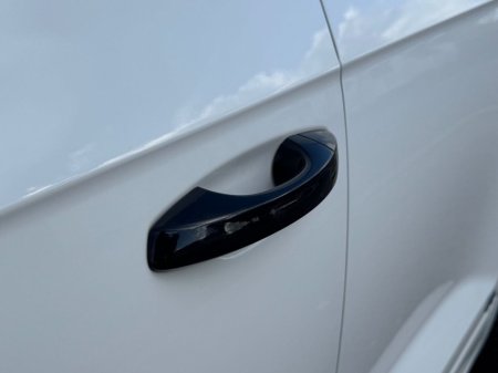 2023 Volkswagen Touareg - photo 15