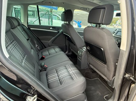 2015 Volkswagen Tiguan - photo 12