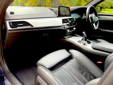 2019 BMW 5-Series - photo 17