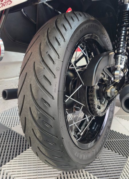 2023 Triumph Bonneville - photo 17