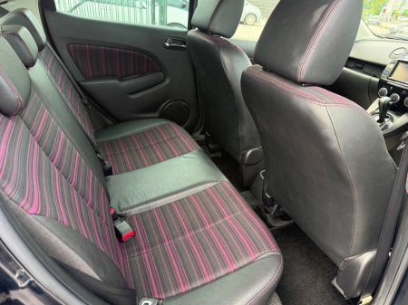 2014 Mazda Demio - photo 12