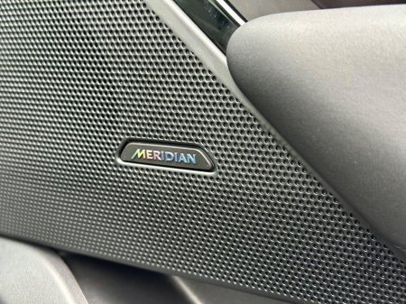 2026 Land Rover Range Rover Velar - photo 12