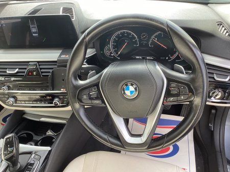 2017 BMW 5-Series - photo 12