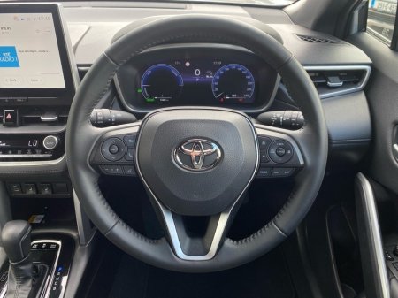 2025 Toyota Corolla Cross - photo 9