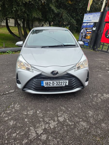2018 Toyota Vitz - photo 3