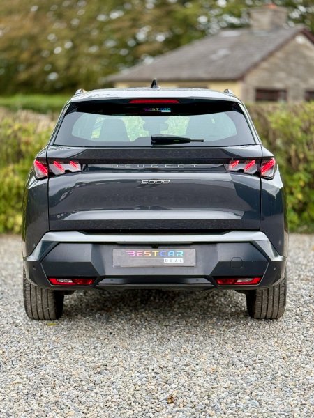 2025 Peugeot 5008 - photo 9