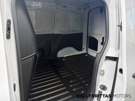 2024 Toyota Proace - photo 7
