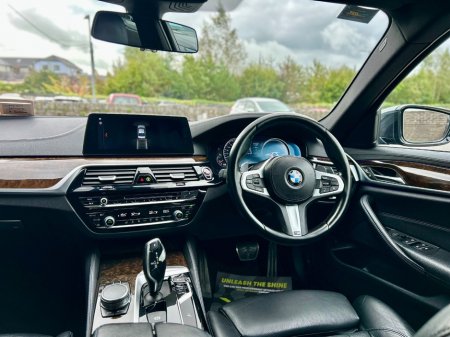 2017 BMW 5-Series - photo 11