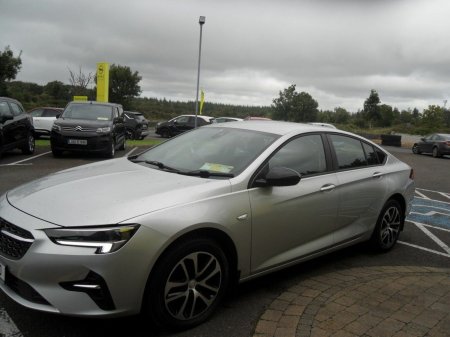 2022 Opel Insignia - photo 3