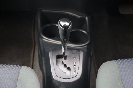 2016 Toyota Aqua - photo 25