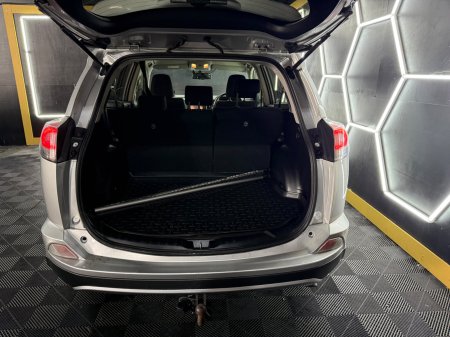 2016 Toyota RAV4 - photo 13