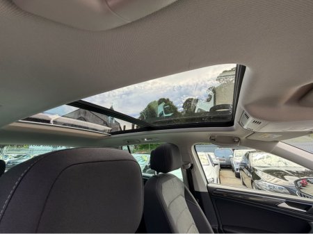 2018 Volkswagen Tiguan - photo 30