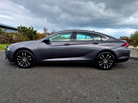 2022 Opel Insignia - photo 20