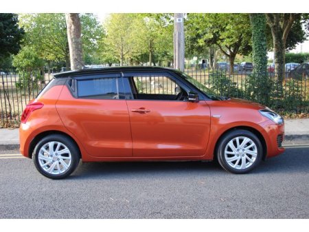 2021 Suzuki Swift - photo 2